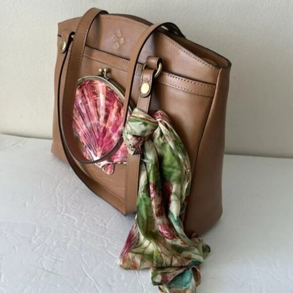 Patricia Nash Poppy Tote Leather w Seashells by the Seashore Scarf Tan Naturale